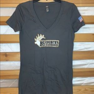 Big Country Rifle Accesories Gray v-neck